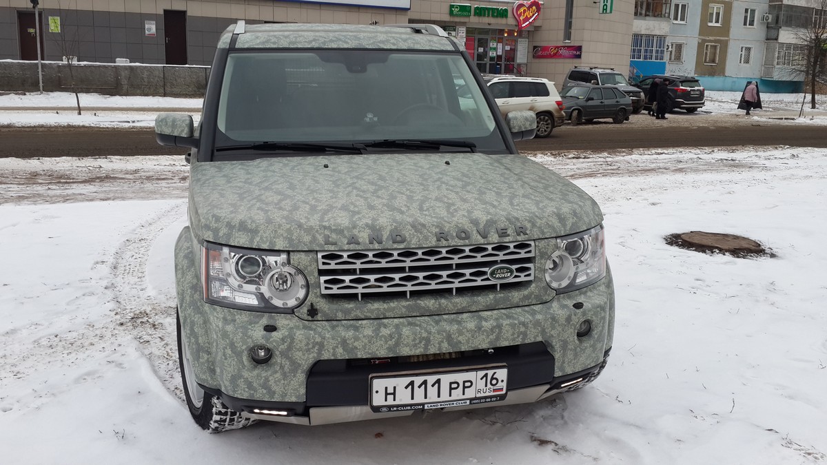 Land Rover Discovery 4 — оклейка автомобиля пленкой камуфляж — 04.12.2014