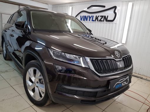 Бронирование капота антигравийной плёнкой Hexis Bodyfence, бронирование лобового стекла Skoda Kodiaq
