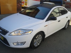 Ford Mondeo - оклейка авто белым матом