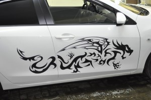 Mazda 3 - нанесение изображения дракона 30.09.2013