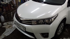 Toyota Corolla - бронирование кузова авто антигравийной пленкой - 10.01.2014