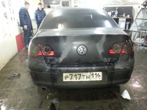Тонировка задних фонарей VW Passat , передние стекла тонировка на статике - 25.02.2014
