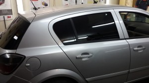 Opel Astra хетчбек - тонировка авто - 25.05.2014