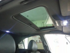 Nissan Primera - тонировка люка атермальной пленкой 3M Crystalline CR90 - июнь 2014