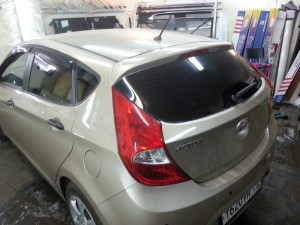 Hyundai Solaris - тонировка авто, 1600 рублей -  25.07.2014
