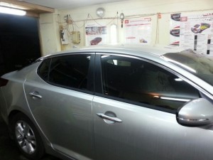 Kia Optima - тонировка автомобиля пленкой Jonson - июль 2014
