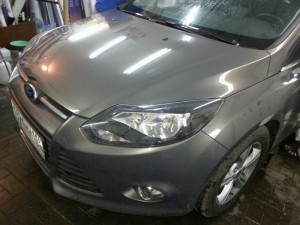 Ford Focus - бронирование от сколов антигравийной пленкой - 08.08.2014