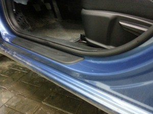 Kia Ceed - бронирование пенкой порогов, под ручками, погрузочной части багажника - 23.09.2014