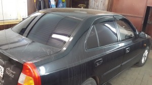 Hyundai Accent - тонировка пленкой Armolan HP ONYX, цена 1800 руб. - 03.11.2014