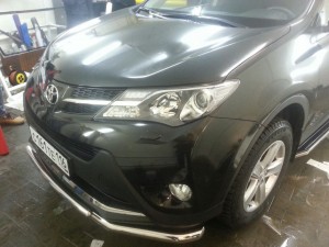 Toyota Rav 4 - бронирование антигравийной пленкой бампера, капота, крыльев - декабрь 2014