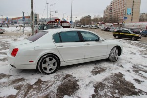 Bentley Continental - оклейка авто белой перламутровой пленкой, январь 2015