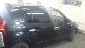 Renault Sandero - полная глубокая полировка, цена 6000 руб., март 2015