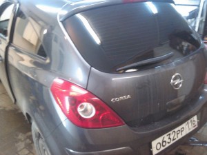 Opel Corsa - тонировка задней части авто, цена 1400 руб. - март 2015