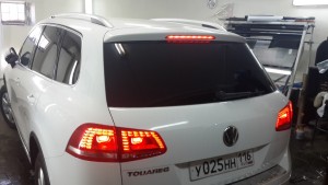 VW Touareg - тонировка пленкой Jonson, цена 3500 руб. - март 2015