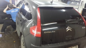Citroen C4 - тонировка автомобиля по кругу 95% затенения - май 2015