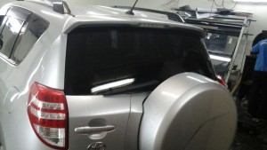 Toyota RAV 4 - тонировка задней части авто пленкой Global, цена 2200 руб. - май 2015