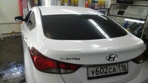 Hyundai Elantra - тонировка авто в Казани, цена 2000 руб.