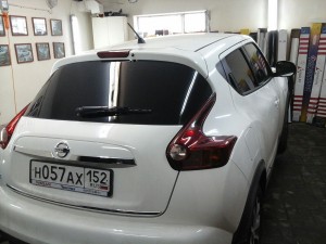 Nissan Juke - тонировка авто пленкой Johnson, тонировка фар цена 3200 руб.