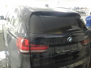 BMW X5 - тонировка задней части автомобиля