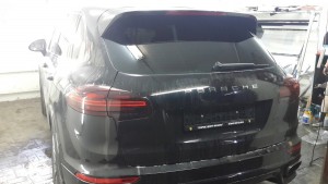 Porsche Cayenne - тонировка задней части авто, цена 3900 руб.