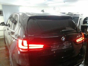 BMW X5 - тонировка задней части автомобиля, октябрь 2015