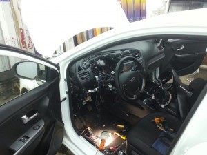Kia Rio - сертифицированная установка сигнализации StarLine A91, тонировка задней части авто
