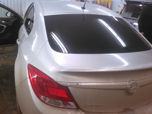 Opel Insignia - тонировка задней части авто
