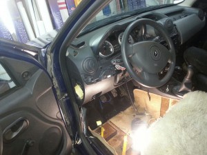 Renault Duster - сертифицированная установка StarLine A91