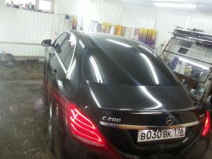 Mercedes-Benz C-klasse - тонировка задней части авто пленкой Johnson 95%, передних стекол 30%