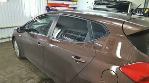 Тонировка задней части авто Kia Ceed пленкой Armolan Onyx