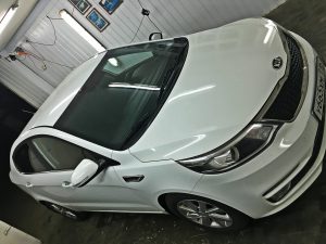 Бронирование лобового стекла автомобиля Kia Rio