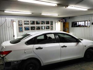 Оклейка под такси в белый глянец - Nissan Almera