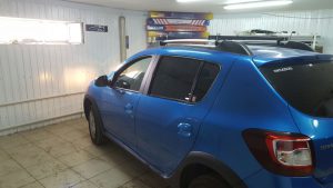 Тонировка задней части авто пленкой Armolan Onyx 05% - Renault Sandero