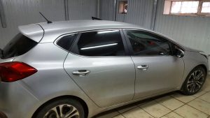 Тонировка задней части авто пленкой Armolan Onyx 05% - Kia Ceed