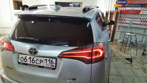 Тонировка задней части авто пленкой Llumar ATR 05 - Toyota Rav 4
