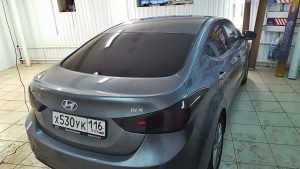 Тонировка задних стекол авто и тонировка фонарей - Hyundai Elantra