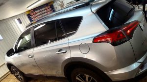 Тонировка задней части авто плёнкой Llumar ATR 05, бронирование капота - Toyota Rav4