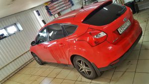 Тонировка задней части авто плёнкой Llumar ATR 05%  - Ford Focus