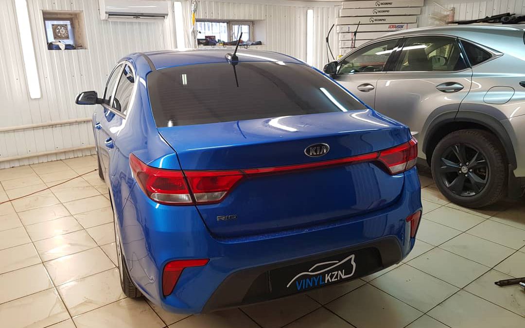 Тонирование задней части пленкой UltraVision 95% — Kia Rio