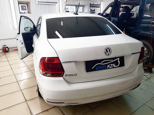 Тонировка стекол, премиальной пленкой Llumar — VW Polo