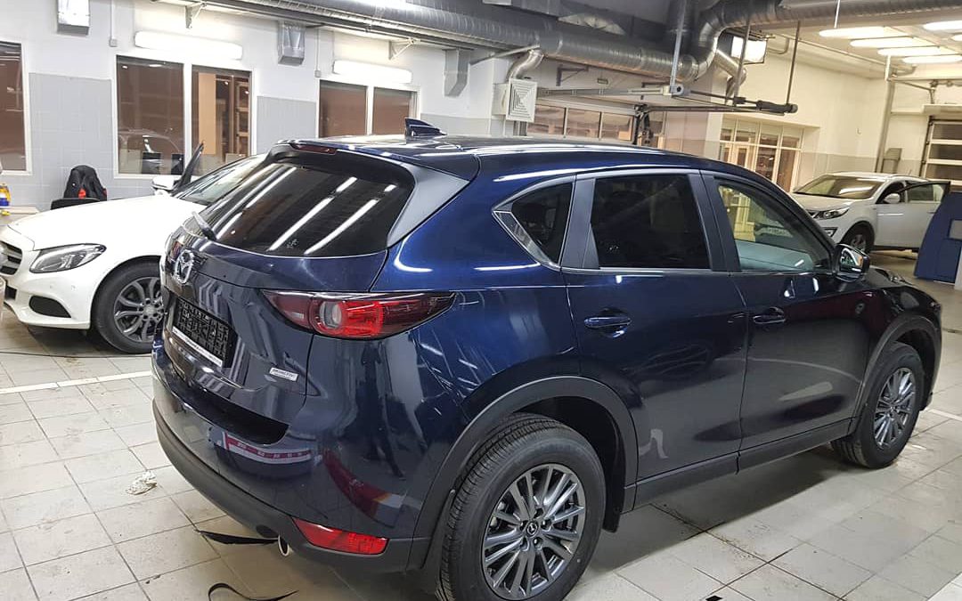 Бронирование, капота, части бампера и фар автомобиля полиуретановой пленкой Hexis Bodyfence — Mazda CX 5