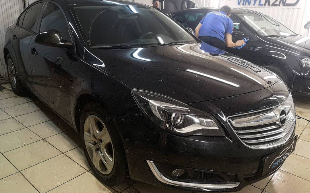 Оклейка молдингов чёрной-матовой пленкой — Opel Insignia