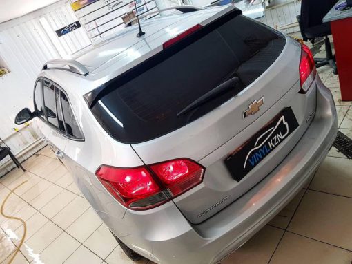 Тонирование задней части автомобиля Chevrolet Cruze универсал — 2000 руб.