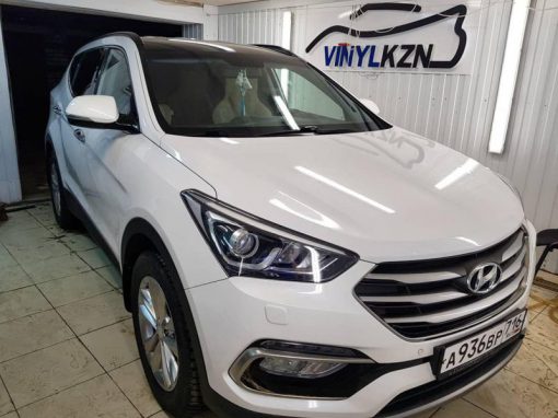 Hyundai Santa Fe — оклейка крыши в черный глянец, забронировали капот , стойки, пороги и зону бампера