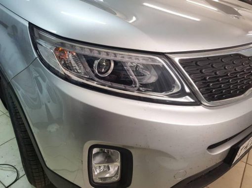 Полировка фар автомобиля Kia Sorento