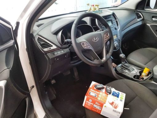 Hyundai Santa Fe — установили охранный комплекс с автозапуском Starline A93