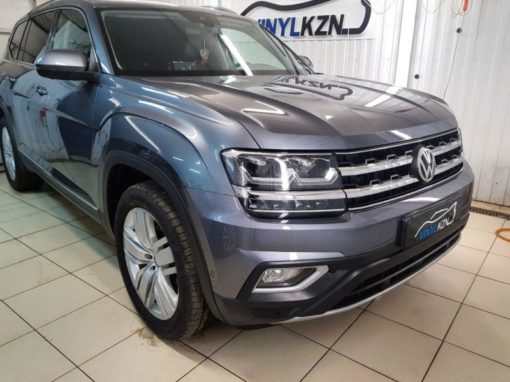 VW Teramont — бронирование кузова полиуретановой пленкой, установка защитной сетки, тонировка Llumar