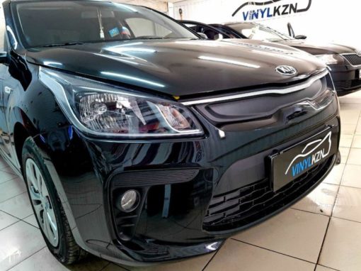 Kia Rio — бронирование кузова антигравийной пленкой, бронирование фар, тонировка стекол пленкой UltraVision