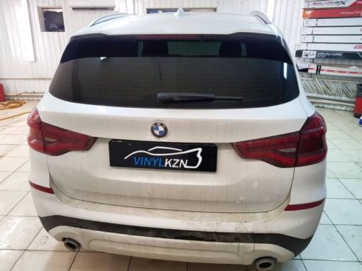 BMW X3 — затонировали заднюю часть автомобиля пленкой Llumar ATR