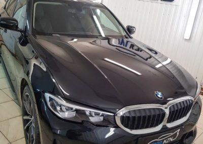BMW 3 серии — бронирование полиуретановой пленкой фар, капота, бампера, зеркал и зон под ручками